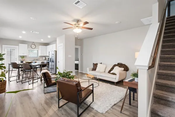 $2,200 | 283 Fieldwood Drive, Unit A, Buda, TX 78610