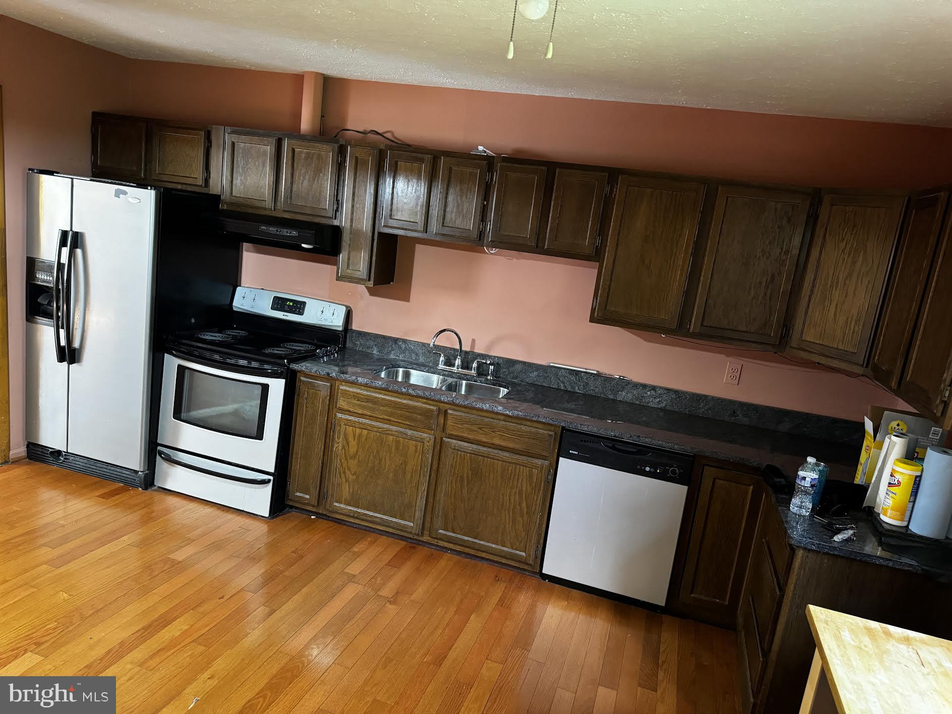 113 Edgewood Road Towson, MD 21286 - Photo 3 of 14