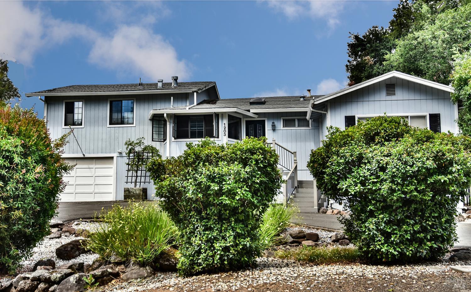 1203 Alberca Road Sonoma, CA 95476 - Photo 2 of 30