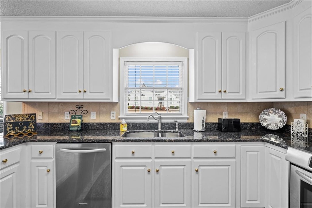 107 Bradley Park Anderson, SC 29621 - Photo 8 of 29