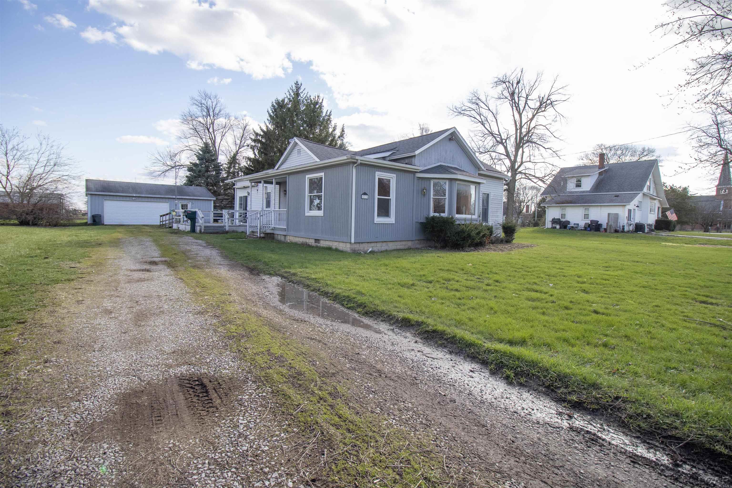 12135 Wegner Road Riga, MI 49276 - Photo 1 of 33 50171328-416c38a0-3a87-4912-bb74-4ef9a24a59e9.JPG