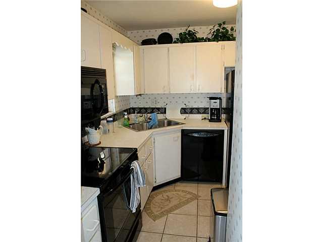 1941 Southwest Palm City Road, Unit 21D Stuart, FL 34994 - Photo 6 of 9 Gallery Image 6