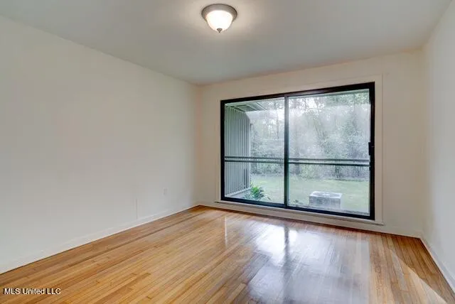 $274,900 | 3809 Montrose Circle, Jackson, MS 39216