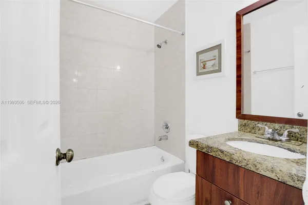 $2,350 | 9730 Hammocks Boulevard, Unit 20328, Miami, FL 33196