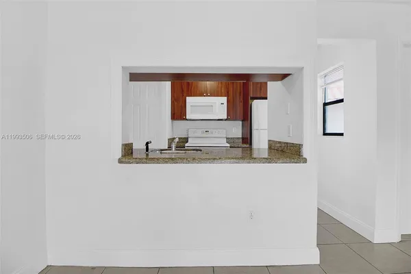 $2,350 | 9730 Hammocks Boulevard, Unit 20328, Miami, FL 33196