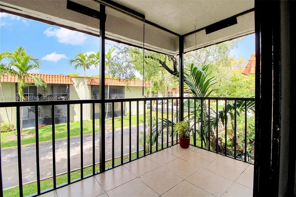 $2,350 | 9730 Hammocks Boulevard, Unit 20328, Miami, FL 33196