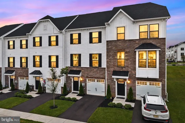 $550,000 | 47 Rosemary Way, Mount Laurel, NJ 08054
