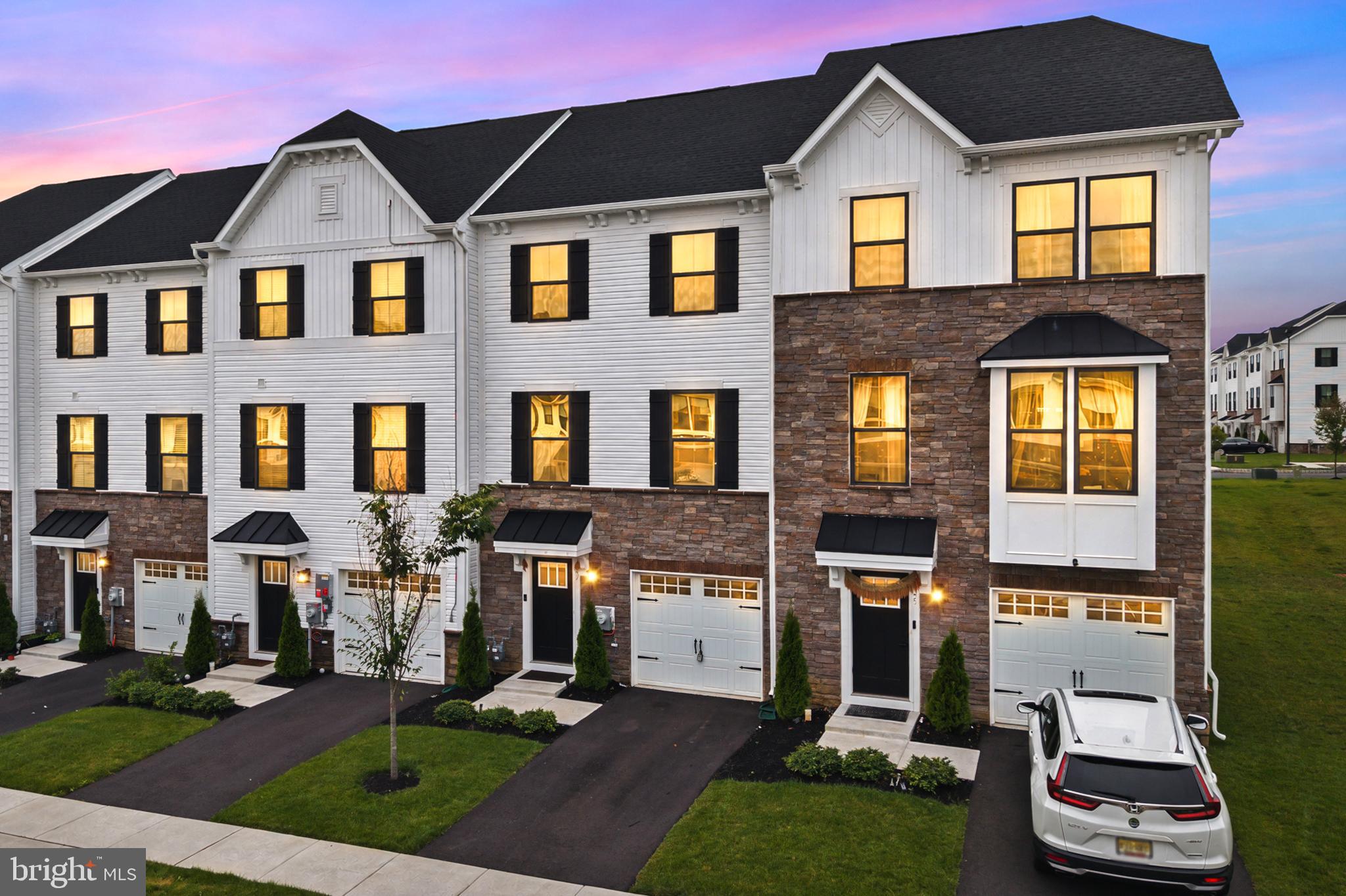47 Rosemary Way Mount Laurel, NJ 08054 - Photo 1 of 34
