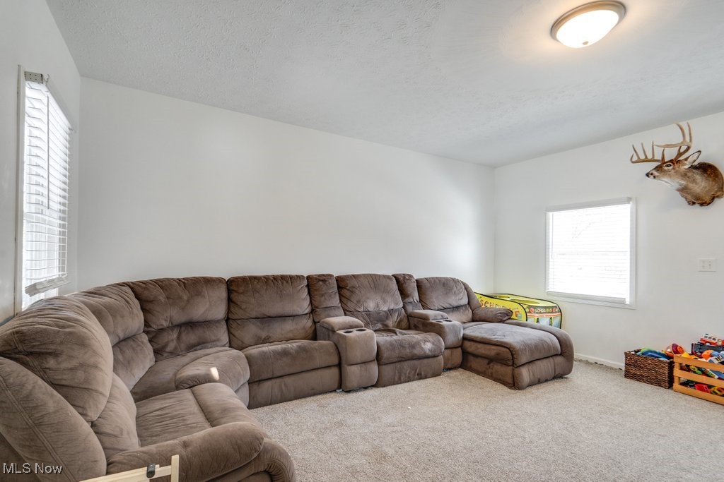 5213 Ridge Avenue Southeast Canton, OH 44707 - Photo 5 of 24