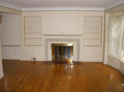 455 Moran Road Grosse Pointe, MI 48236 - Photo 3 of 4 20176390-2.JPG