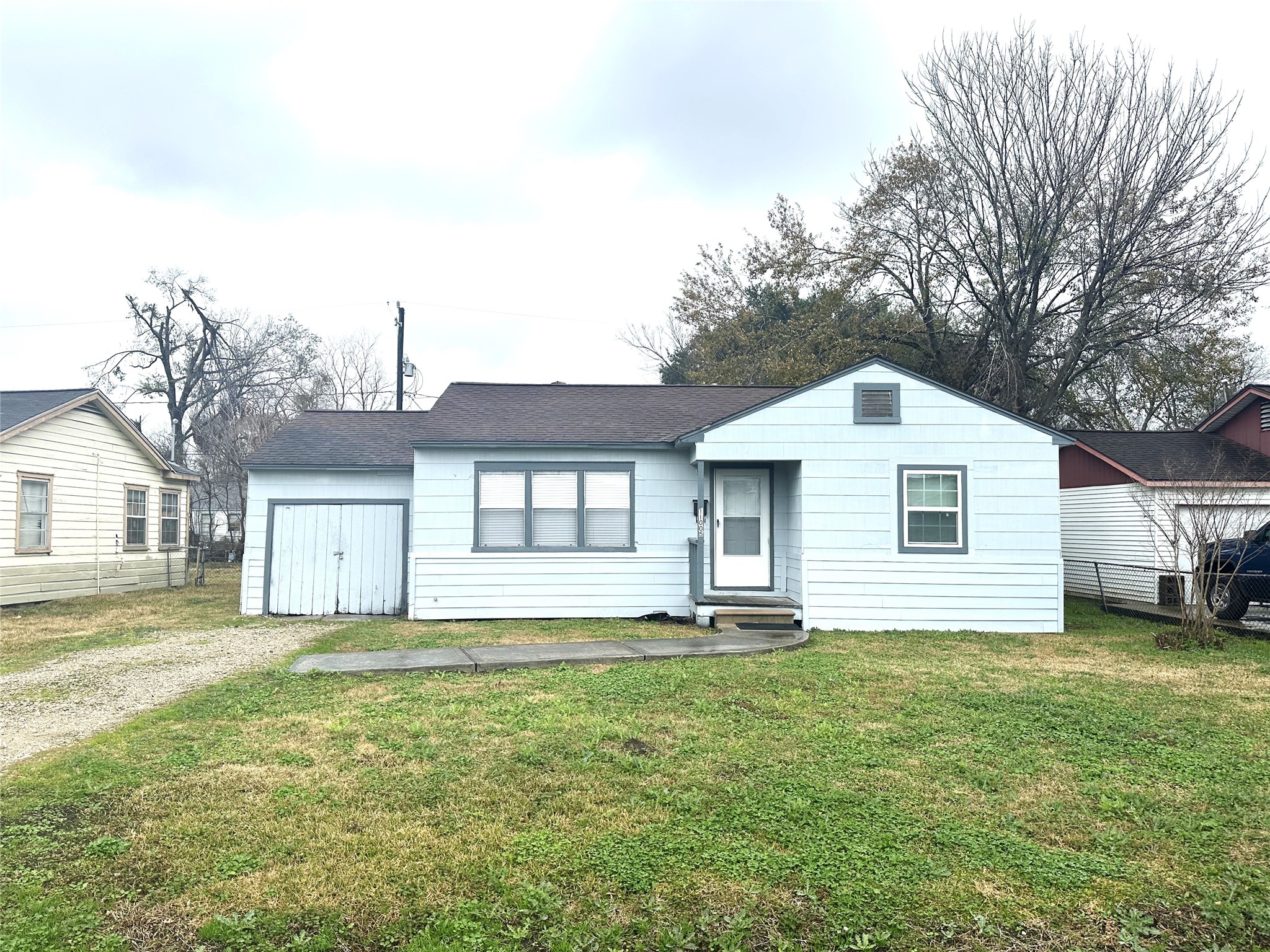 11005 Muscatine Street Houston, TX 77029 - Photo 2 of 12 a house view with a garden space