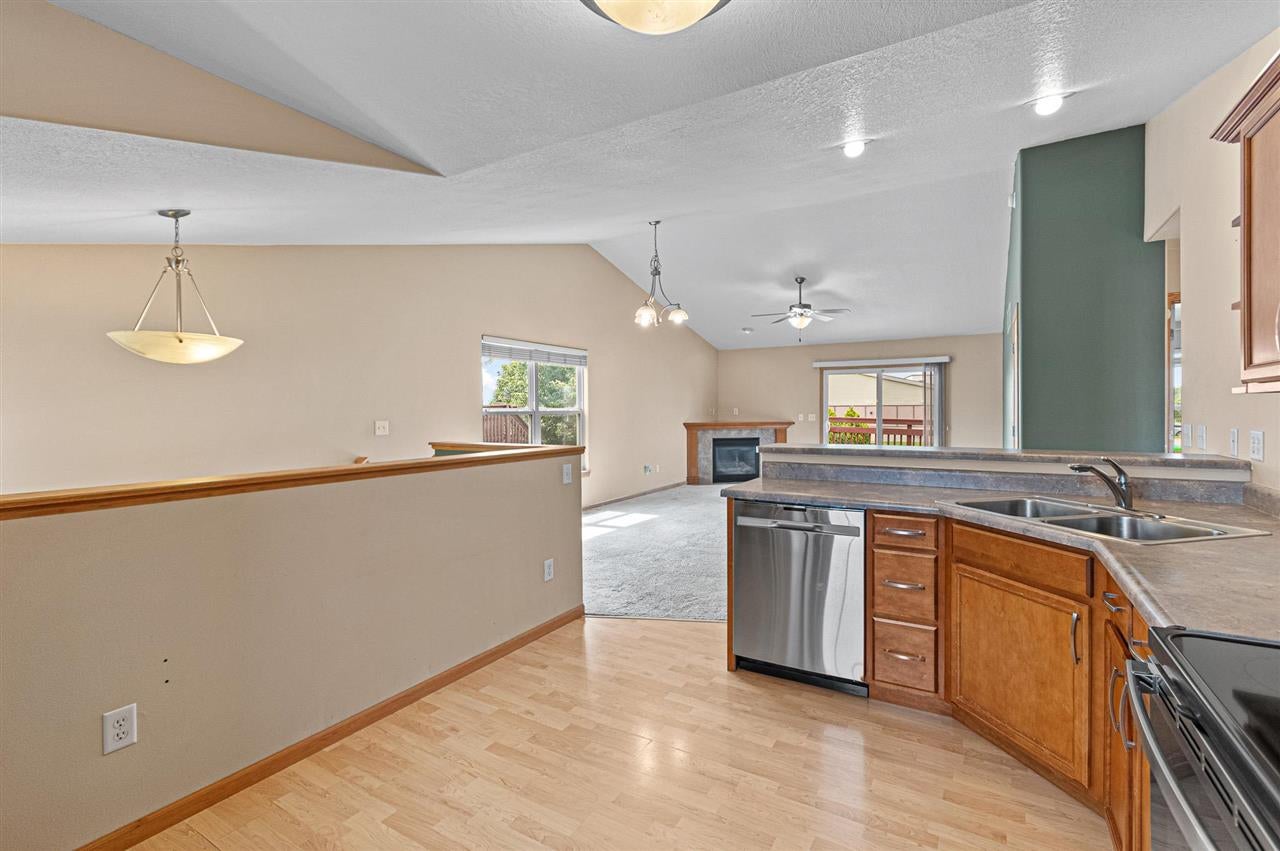 47 South Park Ridge Road North Liberty, IA 52317 - Photo 15 of 35 Gallery Image 15