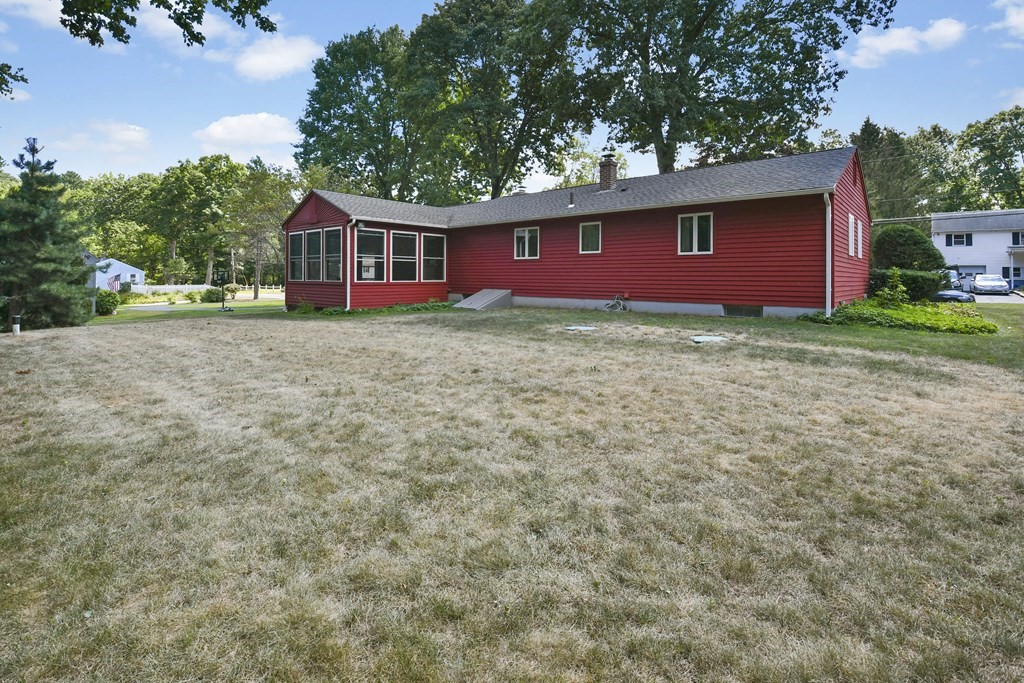 318 Mason Rd Extension Dudley, MA 01571 - Photo 23 of 25