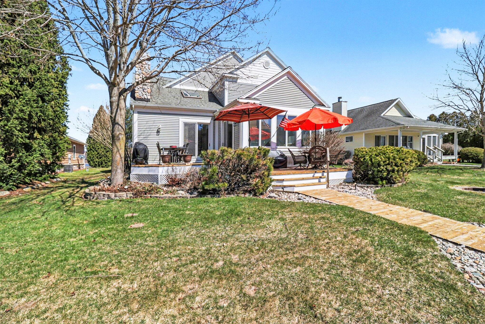 5383 Tonto Road Pentwater, MI 49449 - Photo 6 of 42 003_file_2095