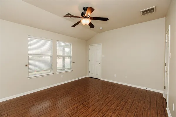 $1,725 | 429 Blackman Trail, Hutto, TX 78634