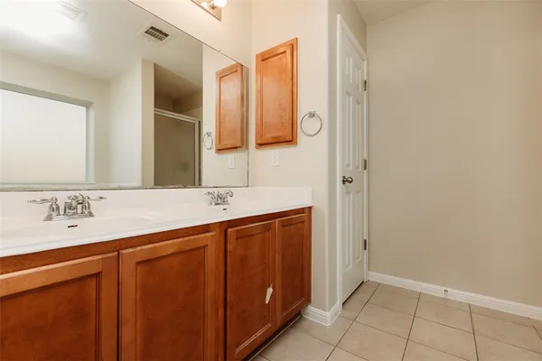 $1,725 | 429 Blackman Trail, Hutto, TX 78634