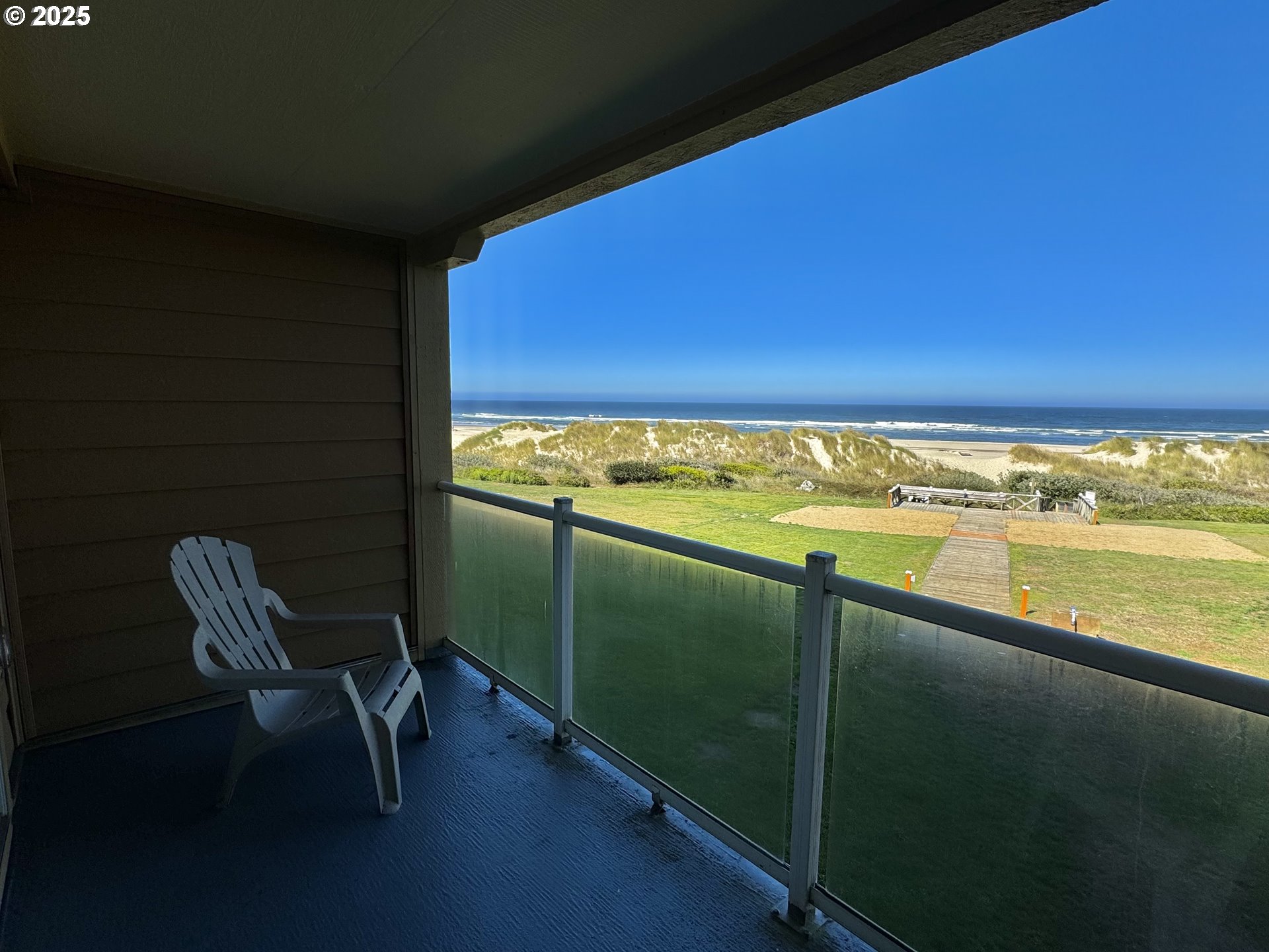 88416 1st Avenue, Unit 201 Florence, OR 97439 - Photo 10 of 29