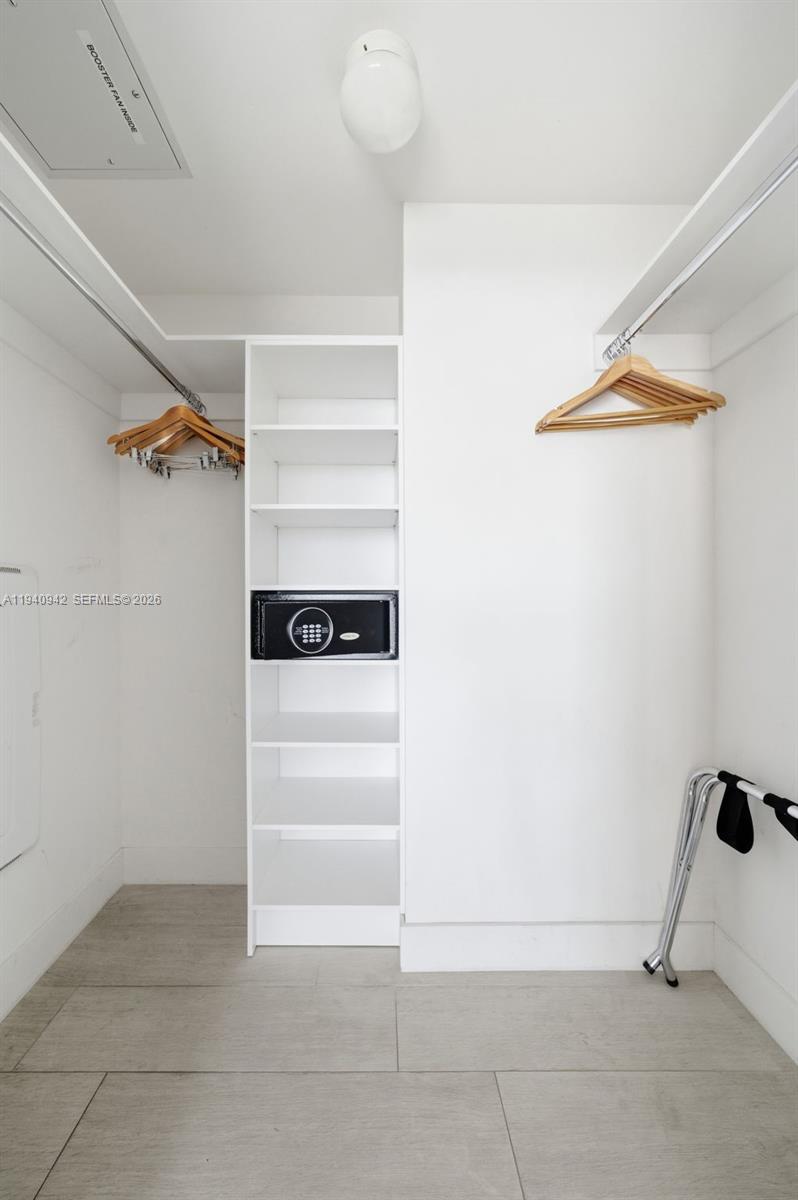 4010 South Ocean Drive, Unit R2009 Hollywood, FL 33019 - Photo 11 of 32