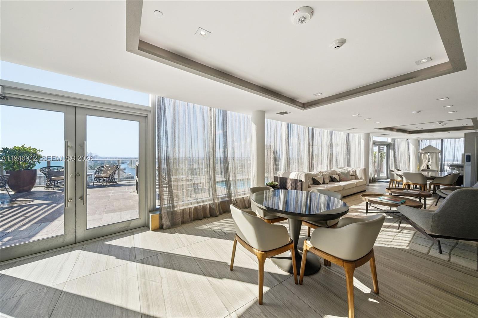 4010 South Ocean Drive, Unit R2009 Hollywood, FL 33019 - Photo 23 of 32