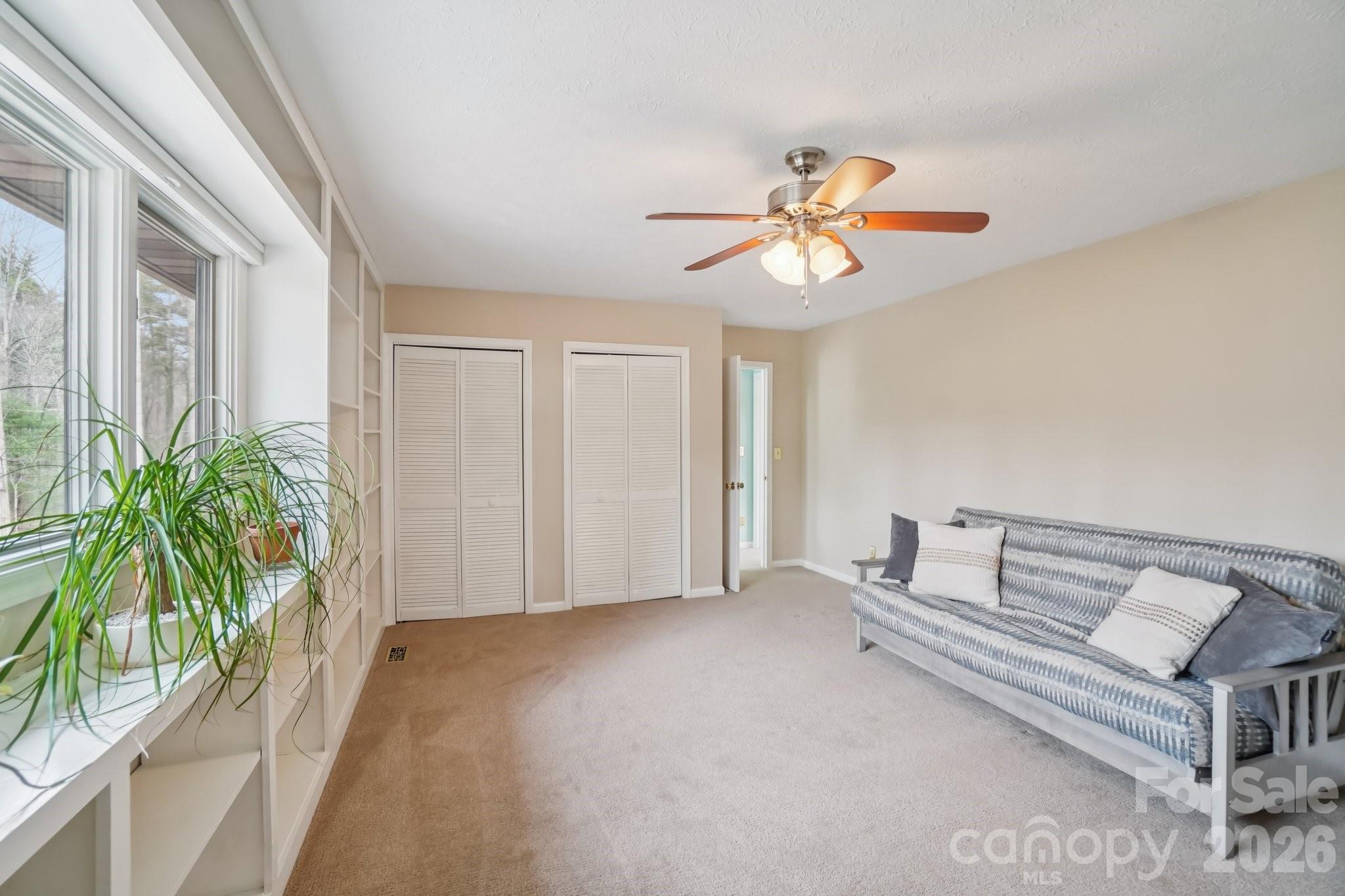 623 Owensby Road Hendersonville, NC 28792 - Photo 21 of 47