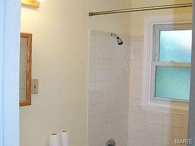 310 Midlothian Road St. Louis, MO 63137 - Photo 8 of 16