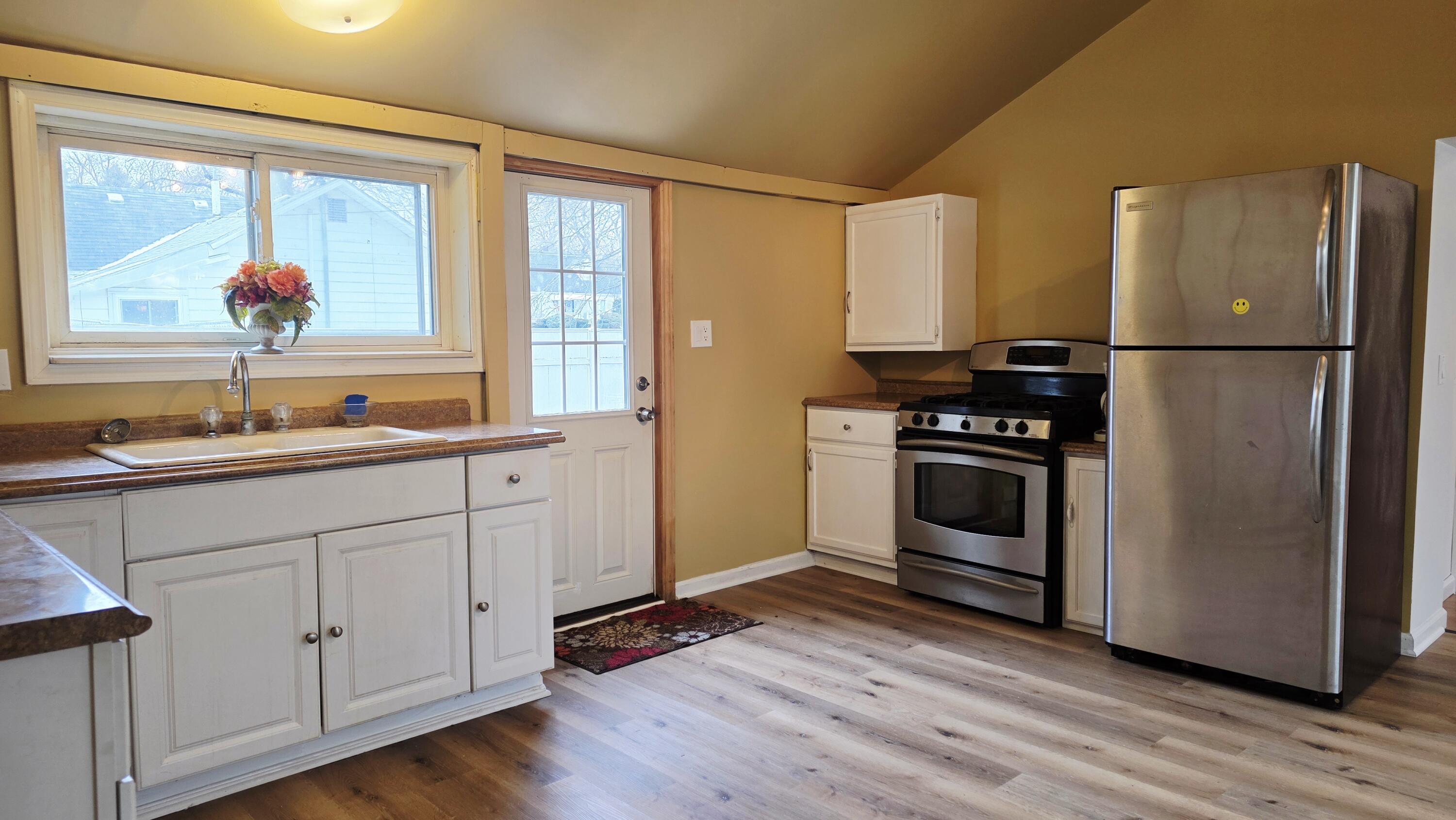 321 South 4th Street Edmore, MI 48829 - Photo 2 of 25 20260316_105247