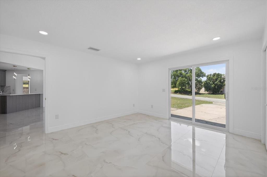 13095 Lawrence Street Spring Hill, FL 34609 - Photo 13 of 41