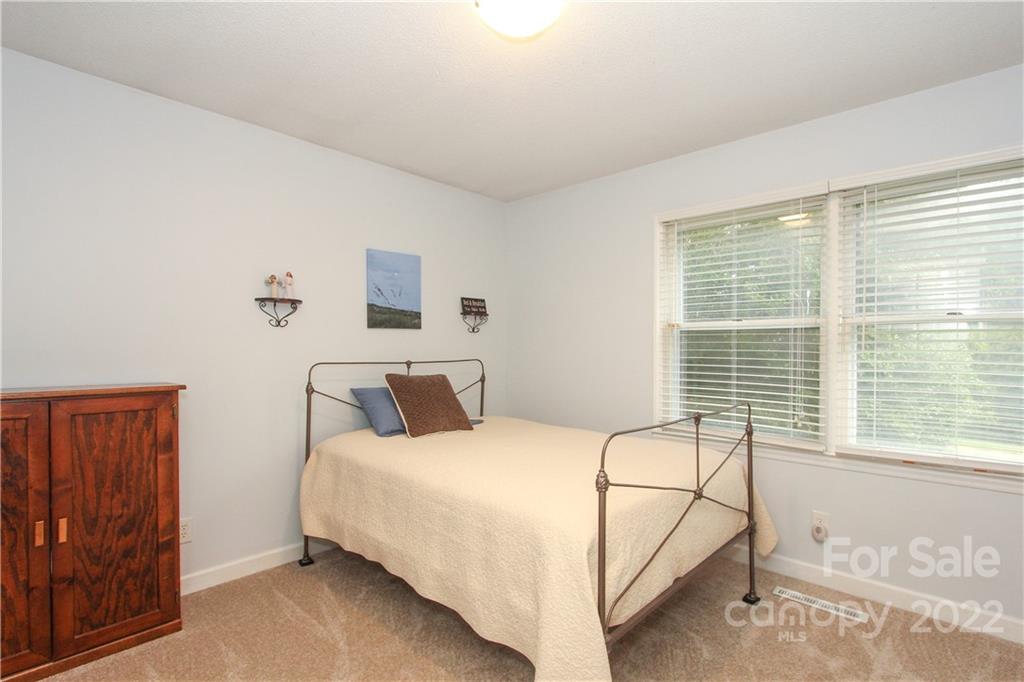 12320 Winget Road Charlotte, NC 28278 - Photo 13 of 24