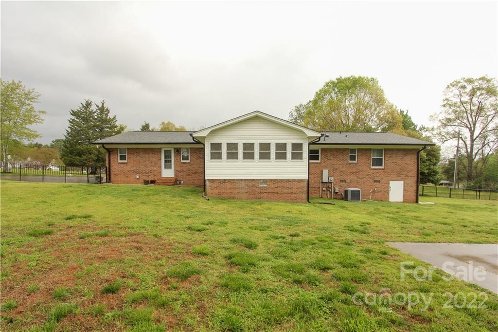 12320 Winget Road Charlotte, NC 28278 - Photo 19 of 24