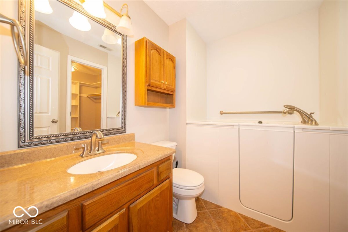 409 Paris Drive Franklin, IN 46131 - Photo 18 of 25