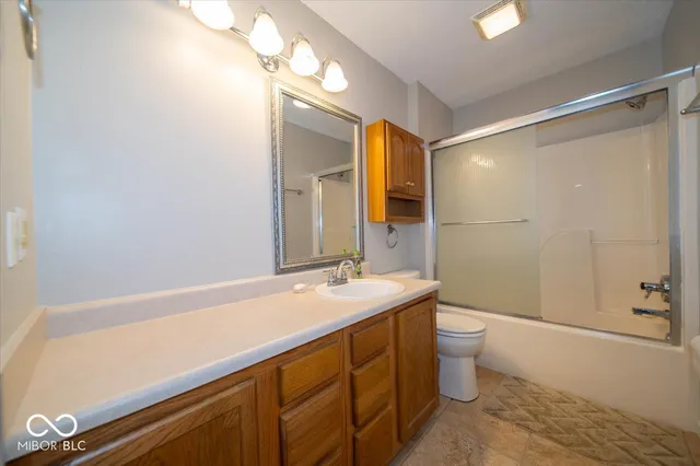 $259,900 | 409 Paris Drive, Franklin, IN 46131