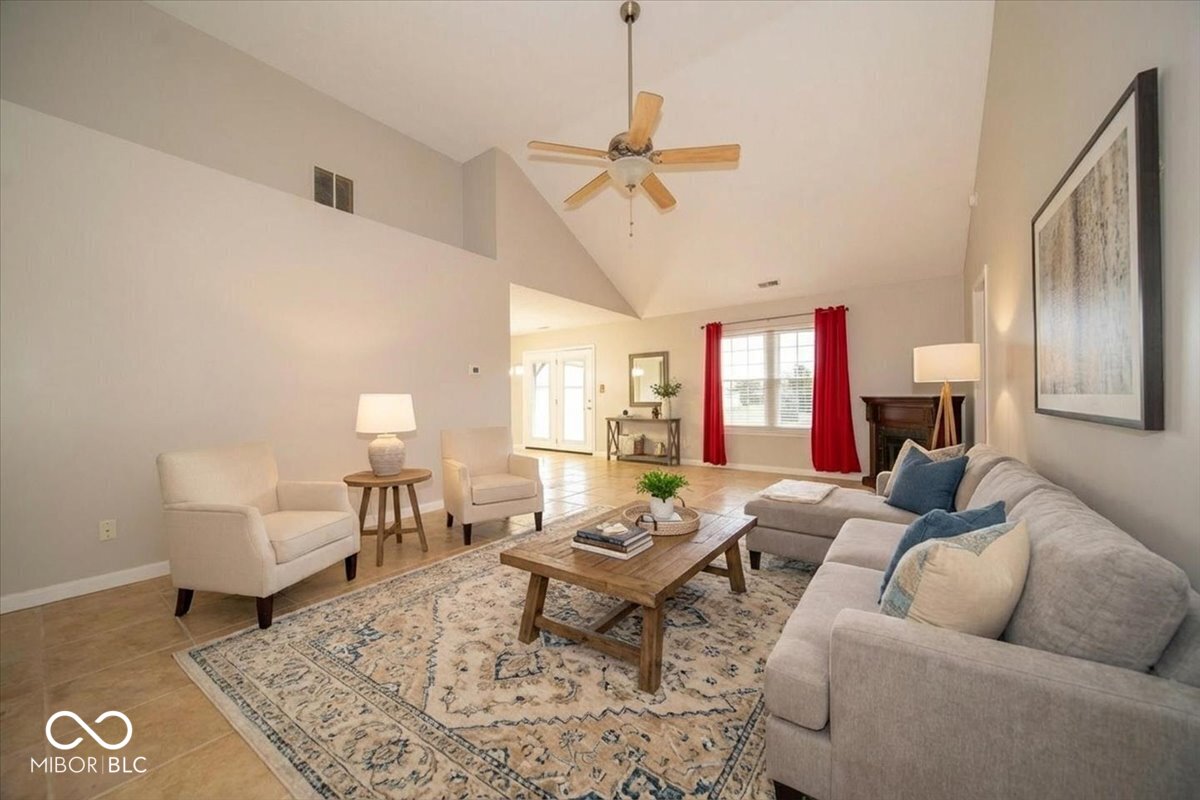 409 Paris Drive Franklin, IN 46131 - Photo 6 of 25