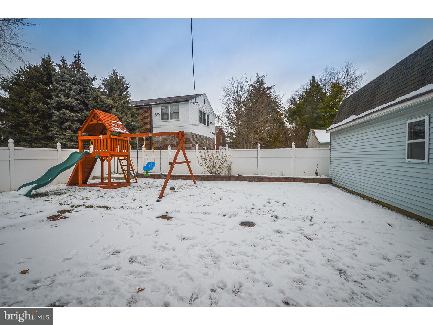1103 Rhawn Street Philadelphia, PA 19111 - Photo 23 of 25 Back Yard