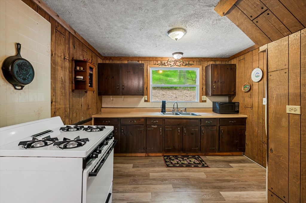 1561 River Road Cooksburg, PA 16217 - Photo 13 of 35