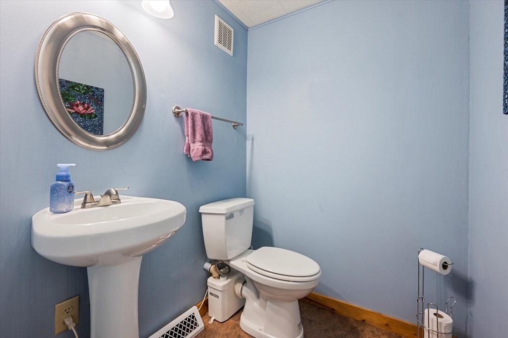 1561 River Road Cooksburg, PA 16217 - Photo 22 of 35
