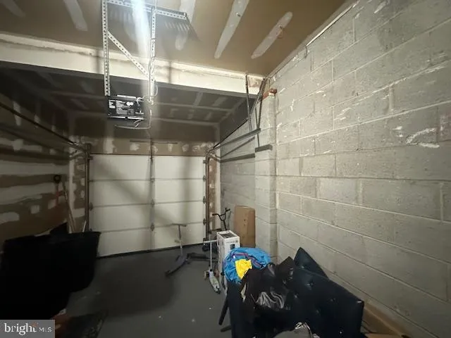 $389,900 | 18 Pioneer Court, Trenton, NJ 08628