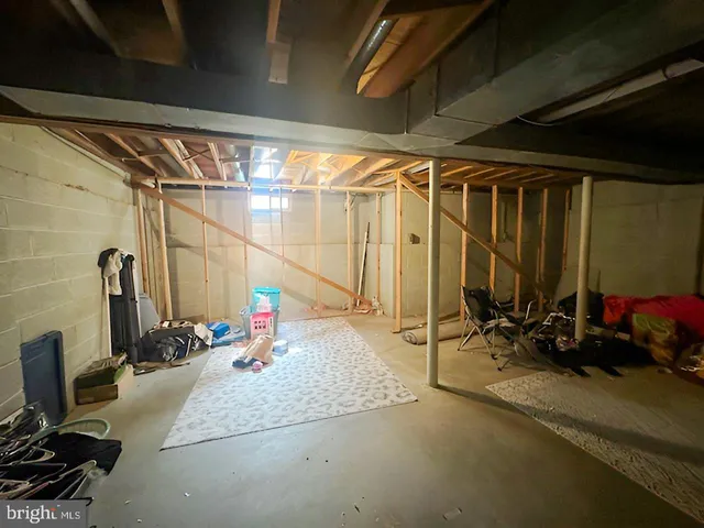 $389,900 | 18 Pioneer Court, Trenton, NJ 08628