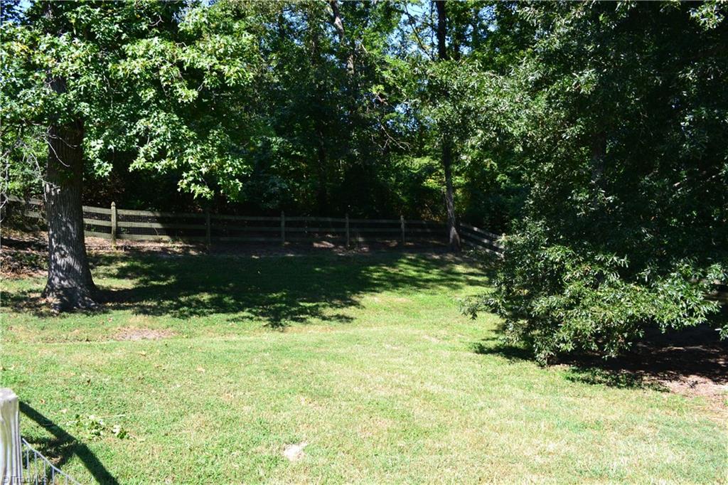 144 Craven Road High Point, NC 27262 - Photo 17 of 25 Gallery Image 17
