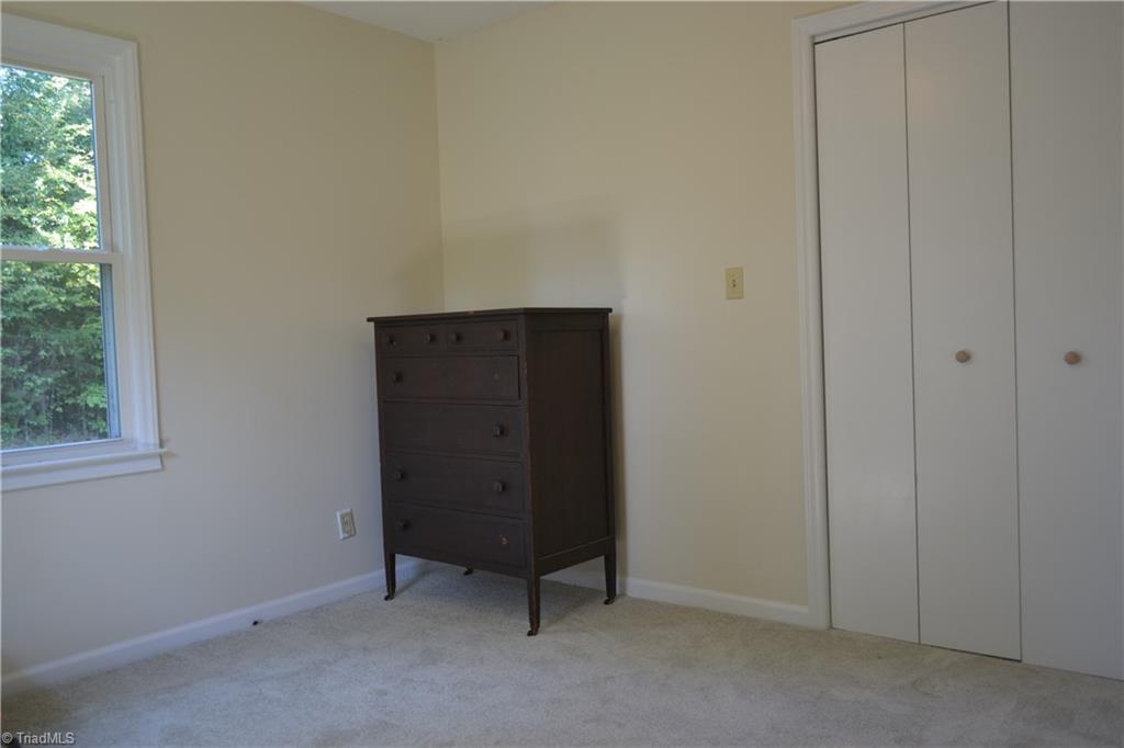 144 Craven Road High Point, NC 27262 - Photo 10 of 25 Gallery Image 10