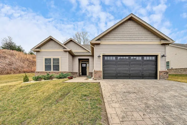 $509,950 | 7011 Linn Cove Court, Roanoke, VA 24018