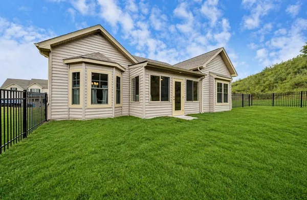 $499,950 | 7011 Linn Cove Court, Roanoke, VA 24018