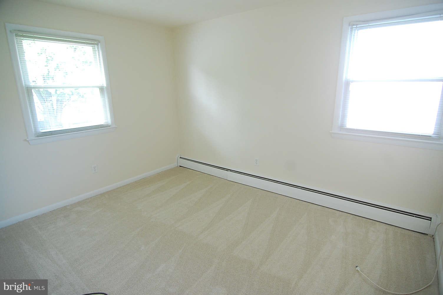 18428 Kingshill Road Germantown, MD 20874 - Photo 17 of 30 Bedroom