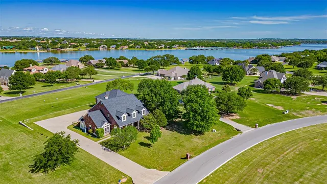 $730,000 | 1905 Yucatan Drive, Granbury, TX 76048