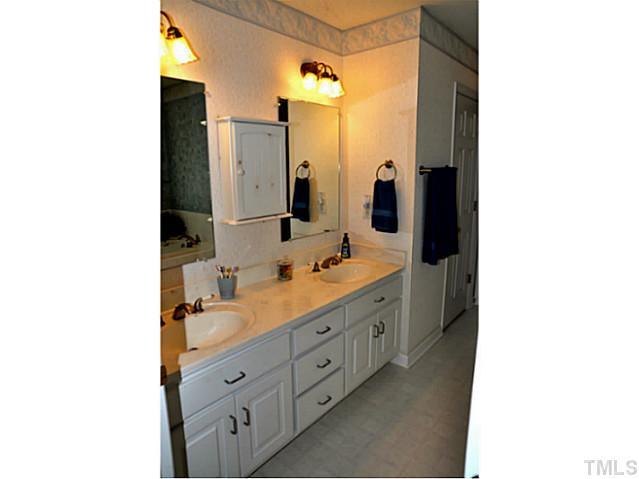 23 Ione Lane Raleigh, NC 27603 - Photo 9 of 17 Photo 9