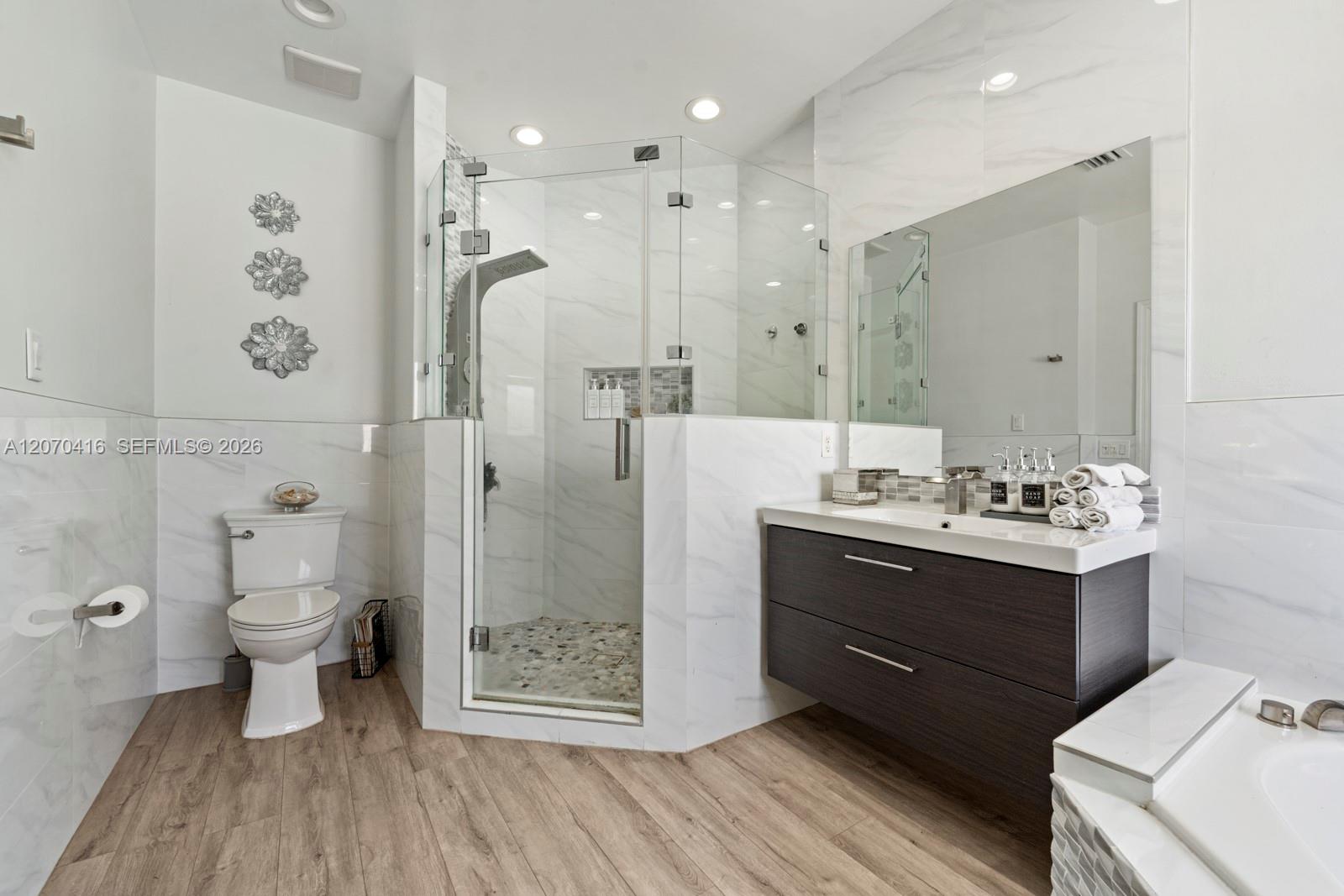 2006 Northeast 38th Road Homestead, FL 33033 - Photo 34 of 62 Gallery Image 34