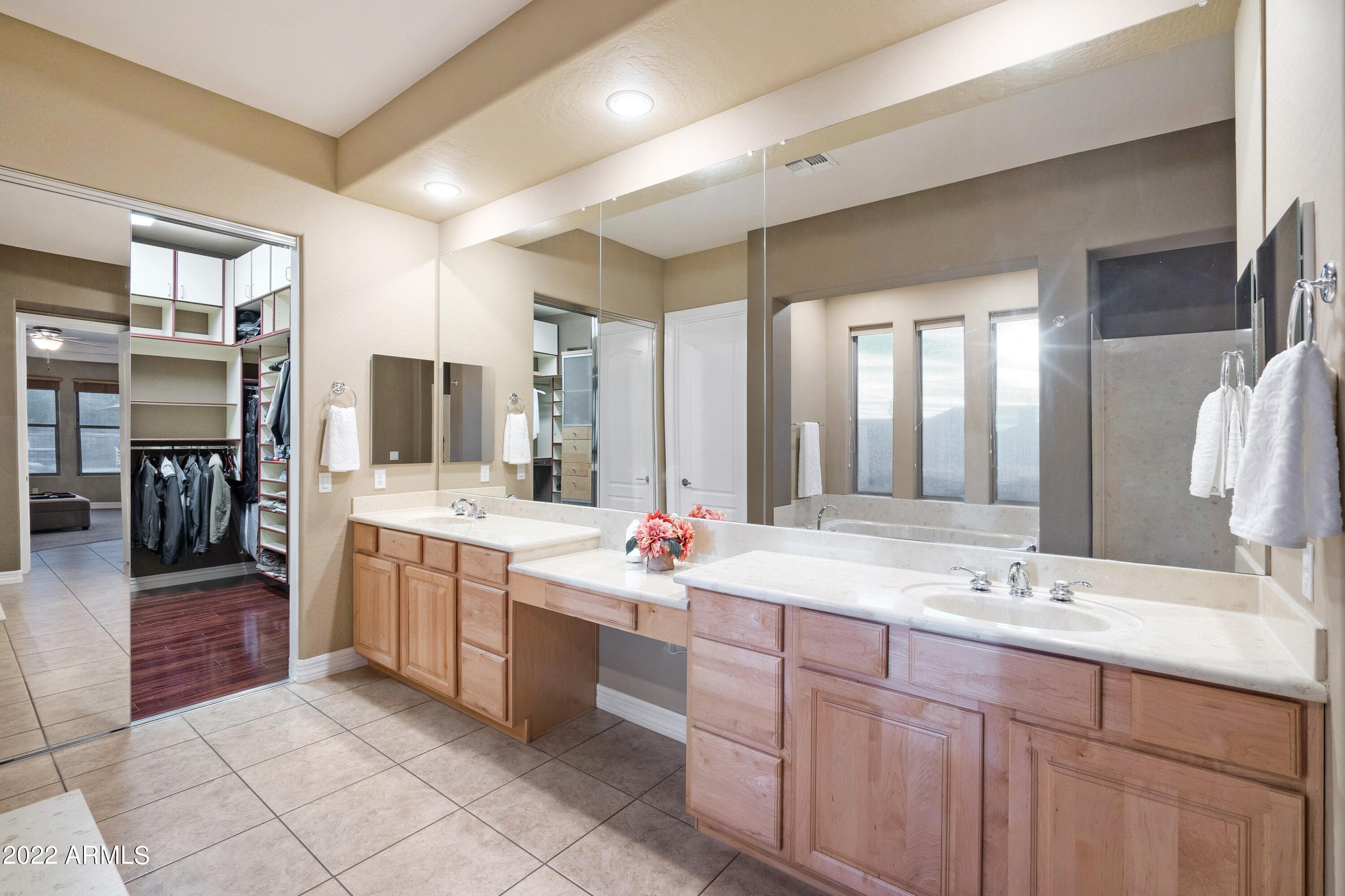 1819 West Summerside Road Phoenix, AZ 85041 - Photo 18 of 78 Master Bathroom
