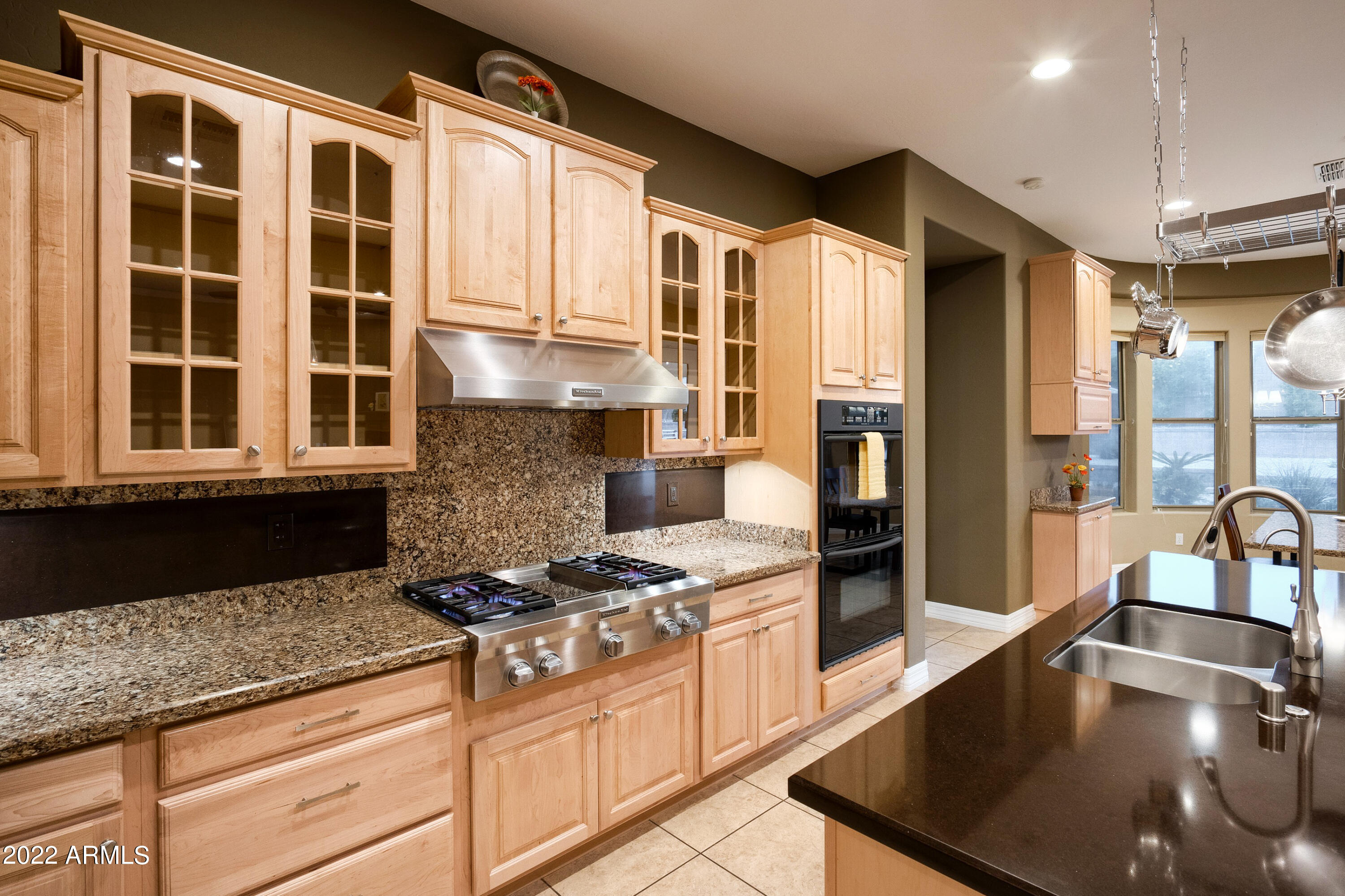 1819 West Summerside Road Phoenix, AZ 85041 - Photo 10 of 78 Kitchen