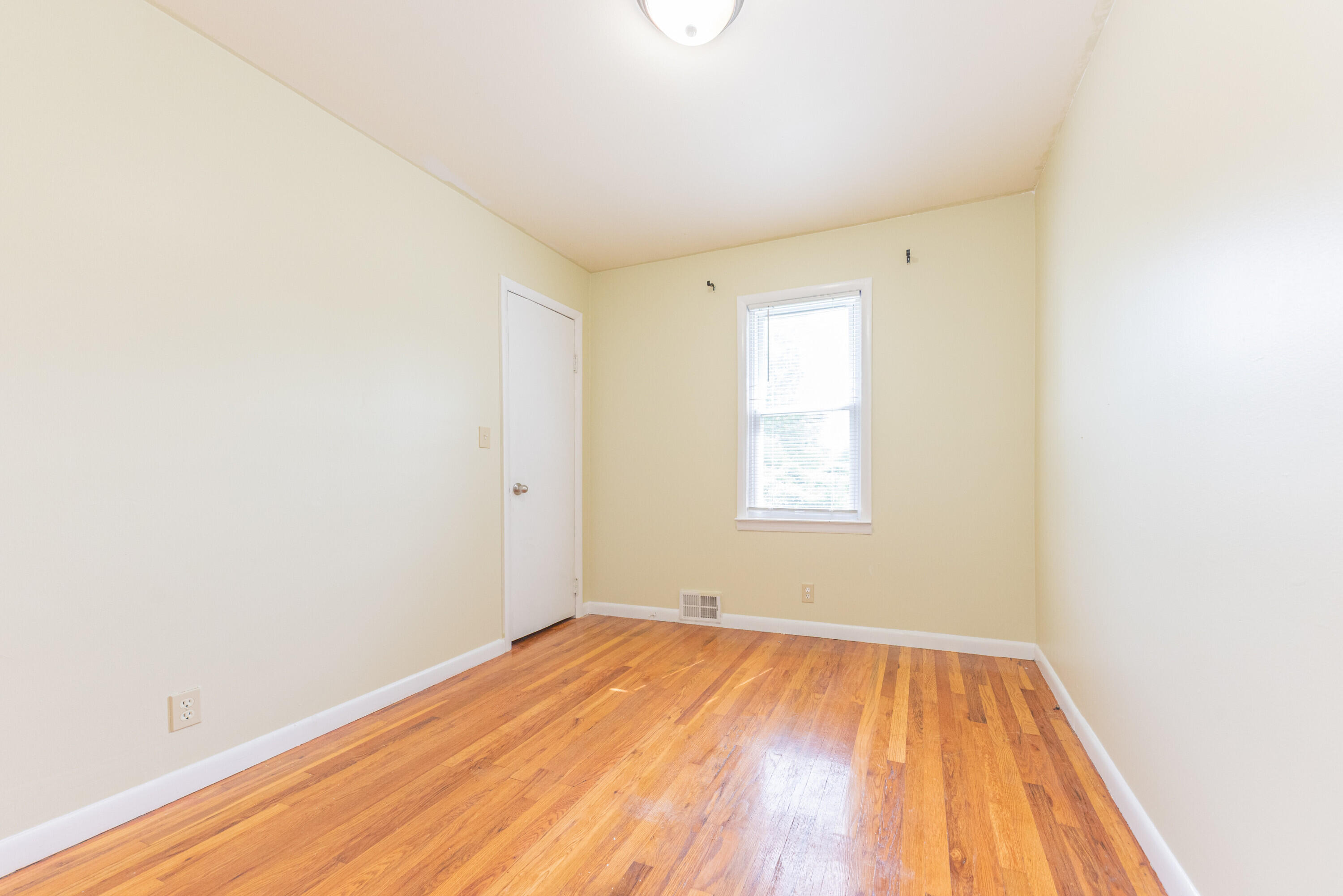 6637 Hitchingham Road Ypsilanti, MI 48197 - Photo 15 of 21 015_9