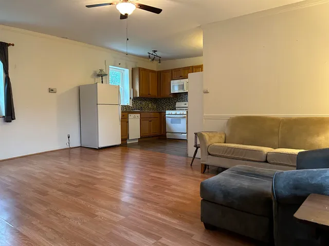 $2,100 | 340 Highway 45, Unit 3, Temple, NH 03084