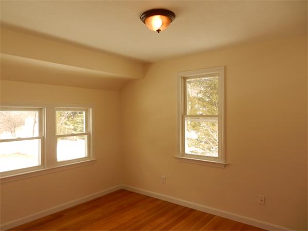 72 Benjamin Road Marlborough, MA 01752 - Photo 13 of 24 Gallery Image 13